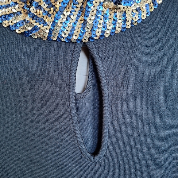 Venus Blue/Gold Sequin Collar Sweater SzL Long Sleeve Smooth Knit Classic - Picture 12 of 12